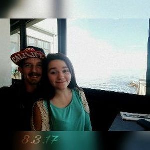 Meet your Posher, Dee